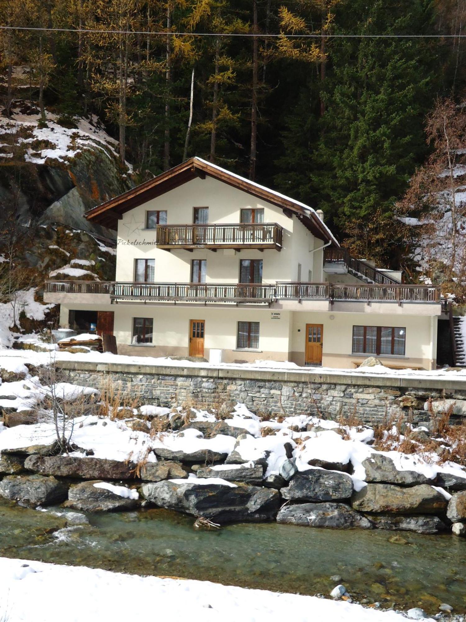 사스그룬트 Haus Pickelschmiede 아파트 외부 사진